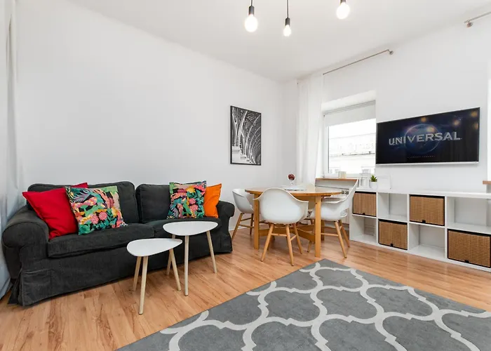 Apartment Chmielna 2 By Your Freedom